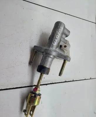 Toyota Corolla Verso E121 Clutch master cylinder 3145414010