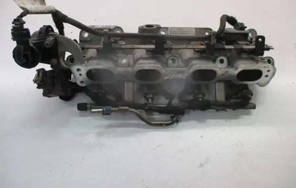 Opel Zafira B Intake manifold 24431920 25343299 Z16XEP