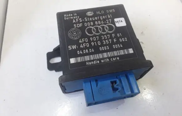 Audi Q7 4L Light module LCM 5DF00888627 4F0907357F 4F0910357F