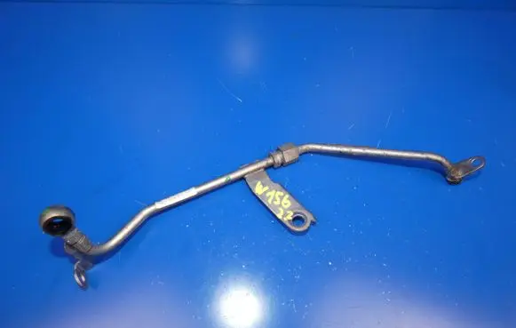 Mercedes-Benz GLA W156 Turbo turbocharger oiling pipe/hose A6511801720