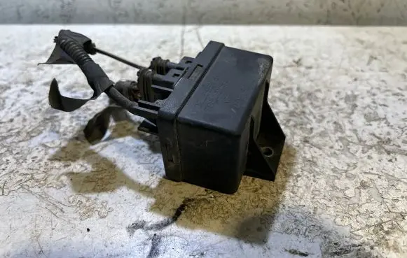 Fiat Fiorino Glow plug pre-heat relay 55193073 38430003 PA66GF30