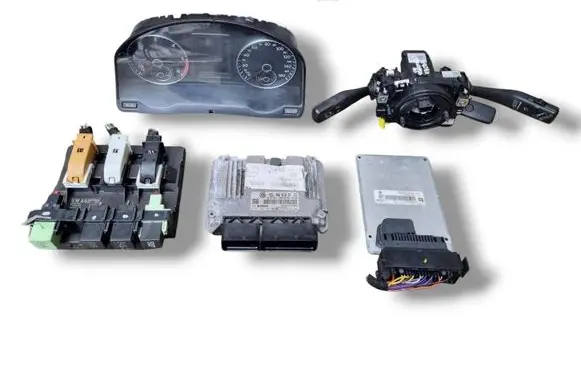 Engine ECU kit and lock set