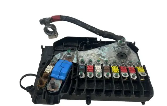Ford C-MAX II Fuse module 18023 19041