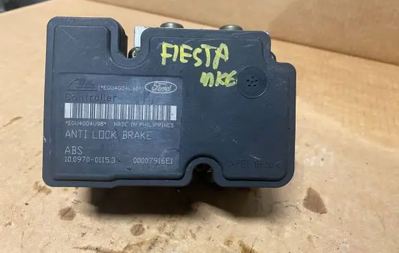 Ford Fiesta ABS Pump 10097001153 00007916E1 4S612M110AC