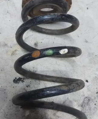 Volkswagen Touran I Rear coil spring
