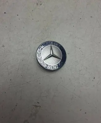 Mercedes-Benz A W169 Manufacturer badge logo/emblem 1298880116