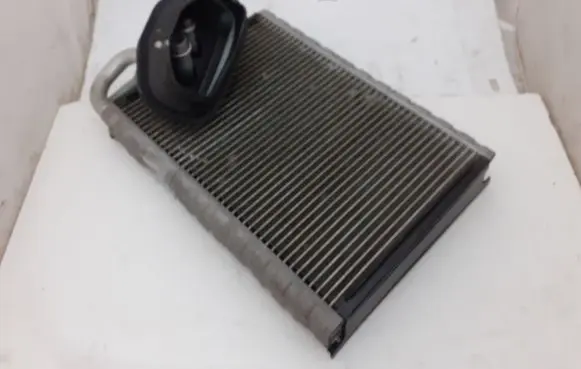 Audi A5 8T 8F Air conditioning (A/C) radiator (interior) H1392007