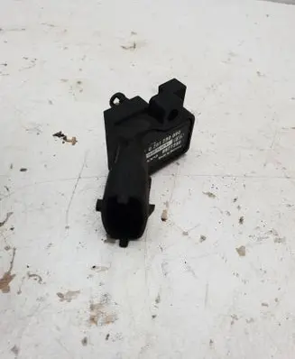 Volvo XC90 Air pressure sensor 0261230090 8677288 0503151CR5