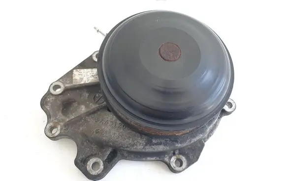 Mercedes-Benz E W212 Water pump A6512006001 A6512005101