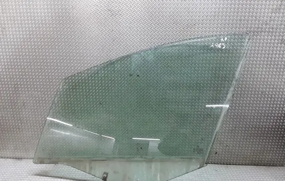 Peugeot 308 Front door window glass four-door