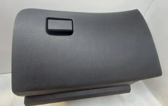 Nissan X-Trail T32 Glove box 685104CC0A 685P34CC0A