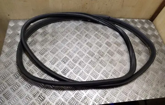Audi A3 S3 8L Front coil spring rubber mount 8L3831721A79R 8L3831721A