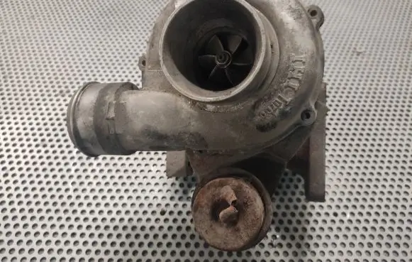Mercedes-Benz Vito Viano W639 Turbo A6460960299