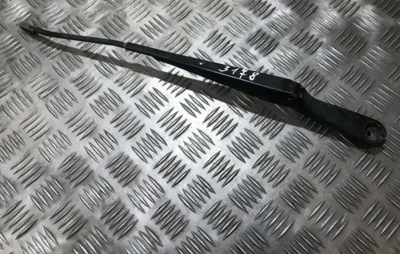 Land Rover Range Rover P38A Front wiper blade arm