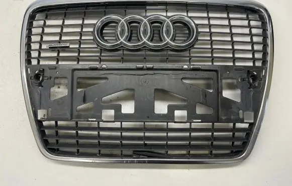 Audi A6 S6 C6 4F Front bumper upper radiator grill 4F0853651