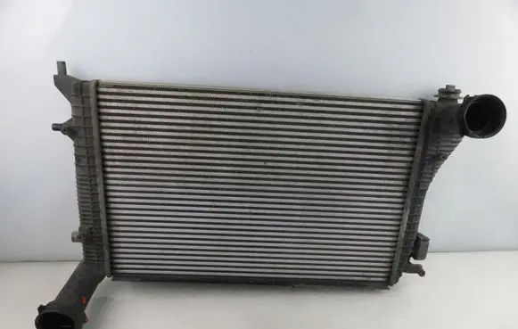 Volkswagen Caddy Intercooler radiator 