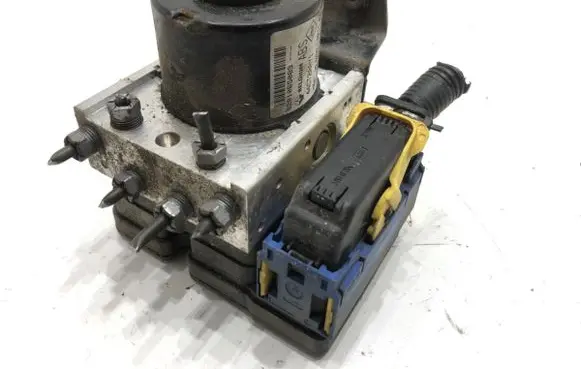 Renault Twingo II ABS Pump 8201065089
