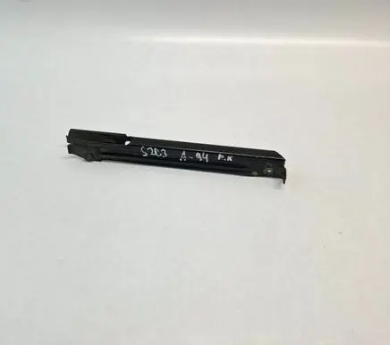Mercedes-Benz C W203 Front bumper mounting bracket A2038801114