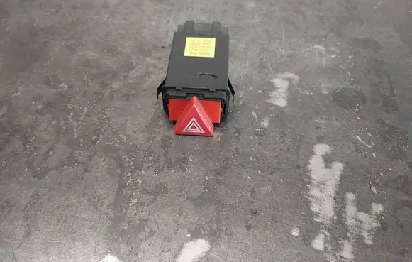 Hazard light switch