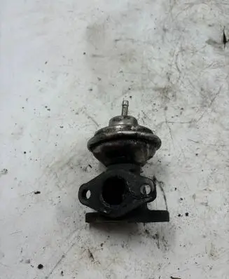 Audi A4 S4 B5 8D EGR valve 028131501