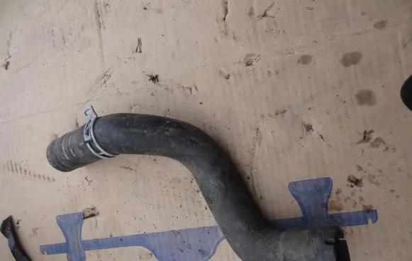 Ford Focus Engine coolant pipe/hose CV61-8286-VF