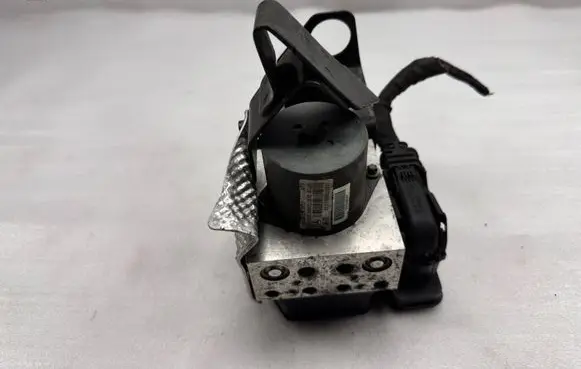 Mercedes-Benz GL X166 ABS Pump A1669013400