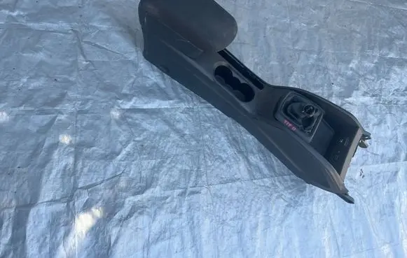 Fiat Tipo Armrest 
