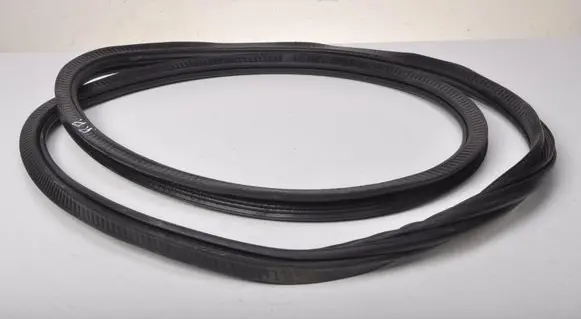 Land Rover Defender Front door rubber seal L8B2-20708-BC