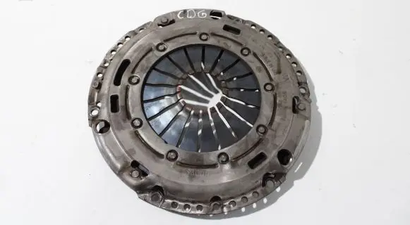 Volkswagen PASSAT B7 Pressure plate 03C141025H