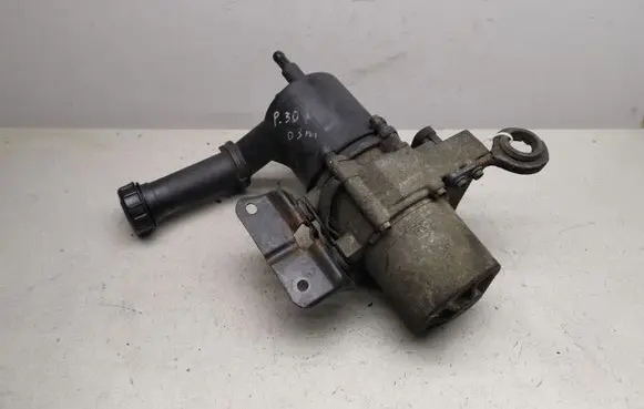 Peugeot 307 Power steering pump 9645102380