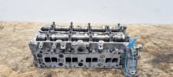 Mercedes-Benz Sprinter W906 Engine head R6510160201