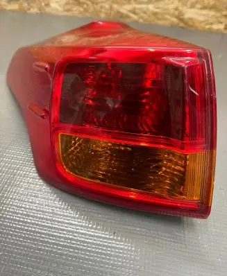 Toyota RAV 4 (XA40) Rear/tail lights 13669