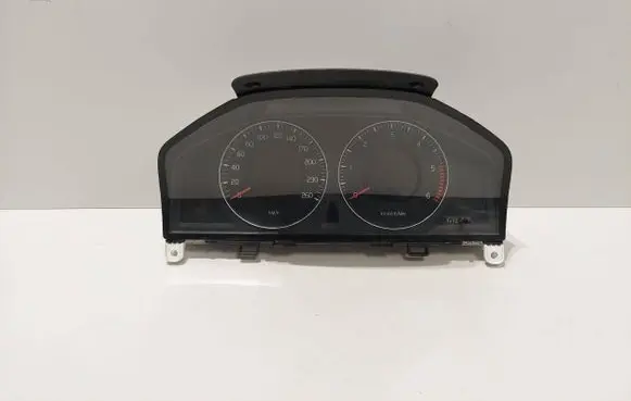 Volvo V70 Speedometer (instrument cluster) 30786623AB 30786623