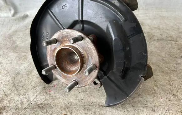 Mazda 6 Rear wheel hub spindle/knuckle 