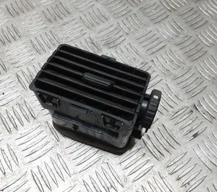 Nissan Almera N16 Dash center air vent grill 68750BN800