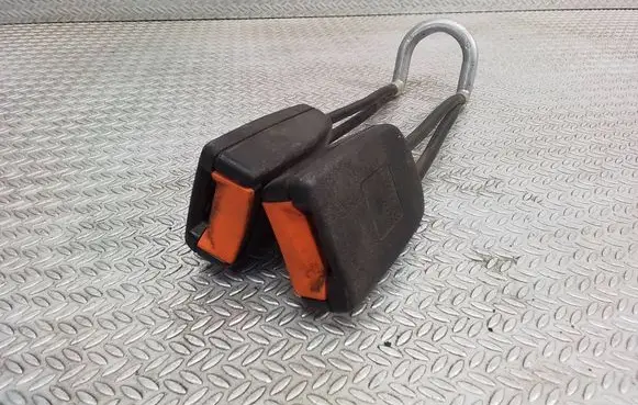 Volkswagen Caddy Rear seatbelt buckle 1H0857739A