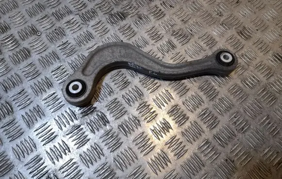 Porsche Panamera (970) Rear control arm 970331047