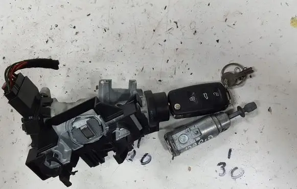 Skoda Rapid (NH) Ignition lock 1K0905851