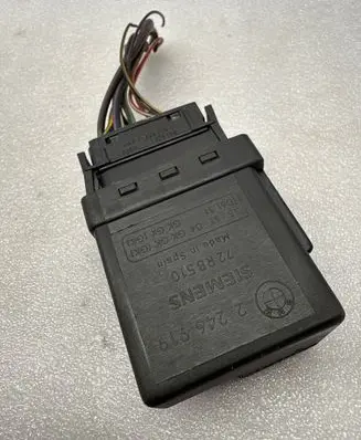 Glow plug pre-heat relay