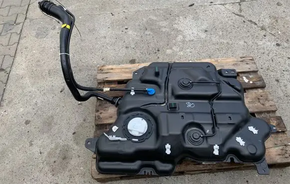 Nissan Townstar Fuel tank 