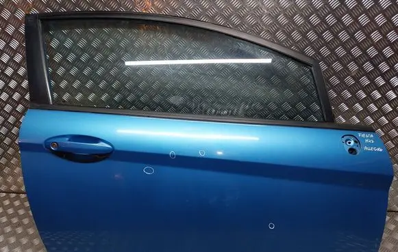 Ford Fiesta Front door S18031438