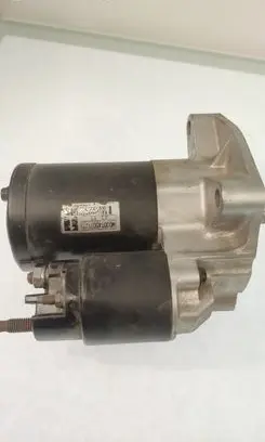Citroen C4 I Starter motor M2T13081 M000T45071ZT M002T13081