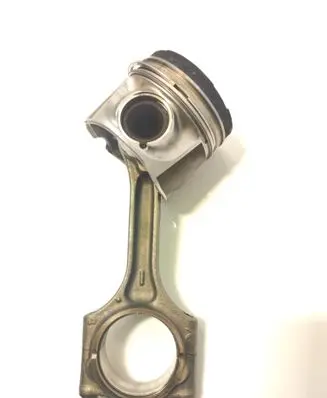 Volvo V60 Piston with connecting rod 81l123