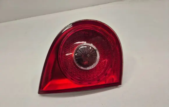 Volkswagen Golf V Tailgate rear/tail lights 1K6945093E 028500102