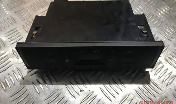 Audi A4 S4 B5 8D Climate control unit 8d0820043m