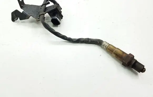 Peugeot 5008 Lambda probe sensor 9681852780 0281004130 BG919D375AA