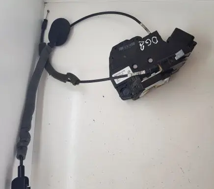 Renault Captur Rear door lock 825000141R 40727207
