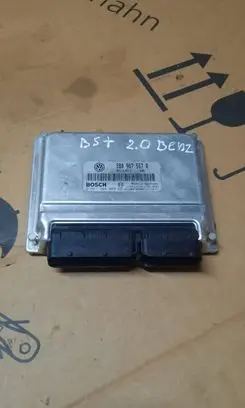 Volkswagen PASSAT B5.5 Engine control unit/module 3B0907557R 0261208003
