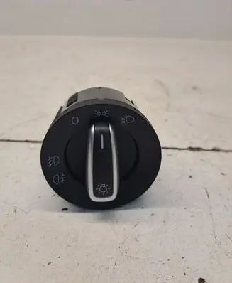 Volkswagen Golf VI Light switch 3C8941431C