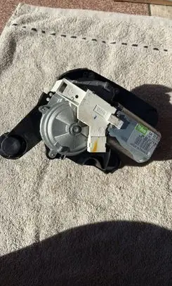 Peugeot 3008 I Rear window wiper motor 6405JQ
